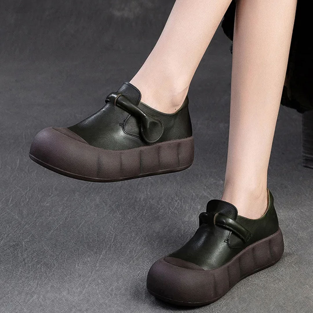 Elegance with every step Leather shoes with bow detail / OUTDOOR W6